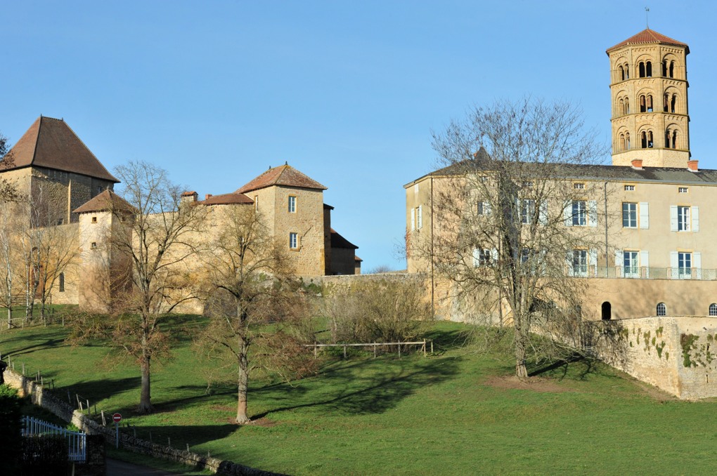 Anzy-le-Duc - Le prieuré