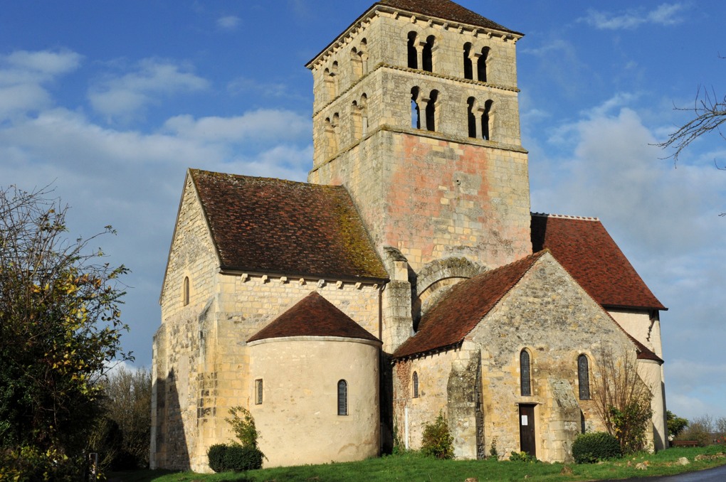 Béard - Eglise Saint-Laurent (XIIe siècle)