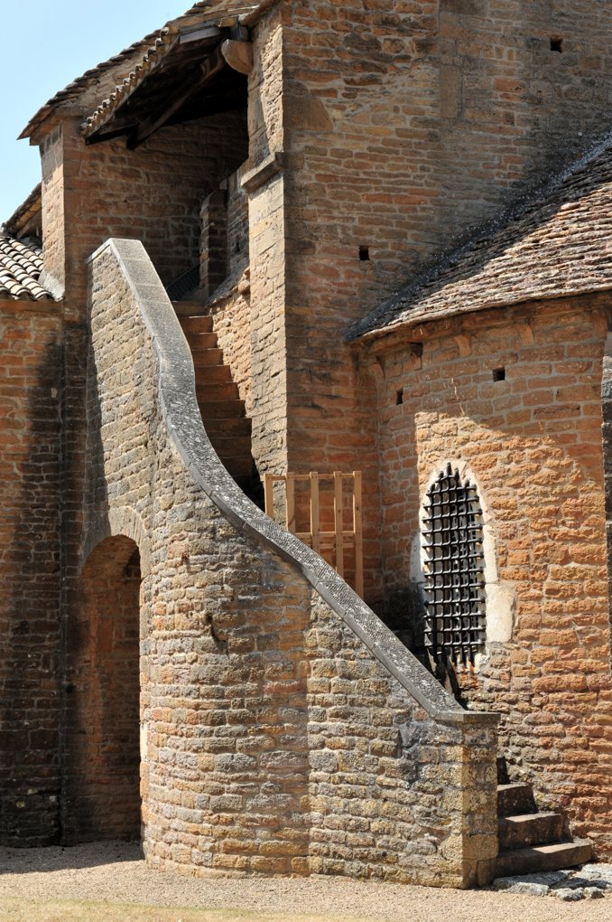 Charnay-lès-Mâcon - Eglise Saint-Pierre (aujourd'hui Sainte-Madeleine) : escalier du clocher