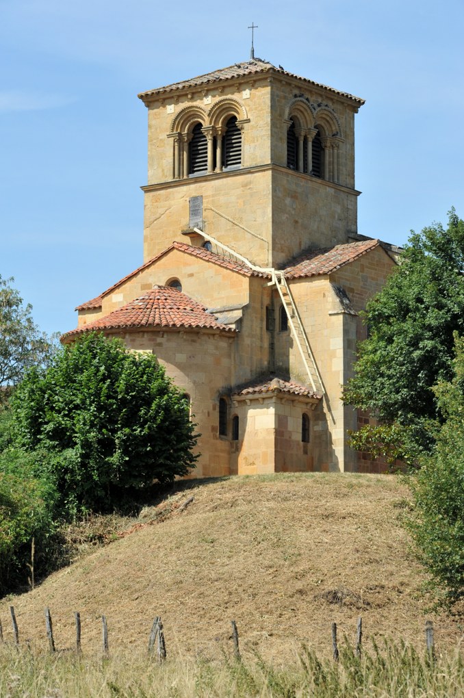 Saint-Bonnet-de-Cray - Eglise saint-Bonnet (milieu du XIIe siècle)