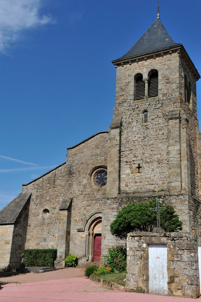Saint-Germain-en-Brionnais - Eglise Saint-Germain-et-Saint-Benoît (XIIe siècle)