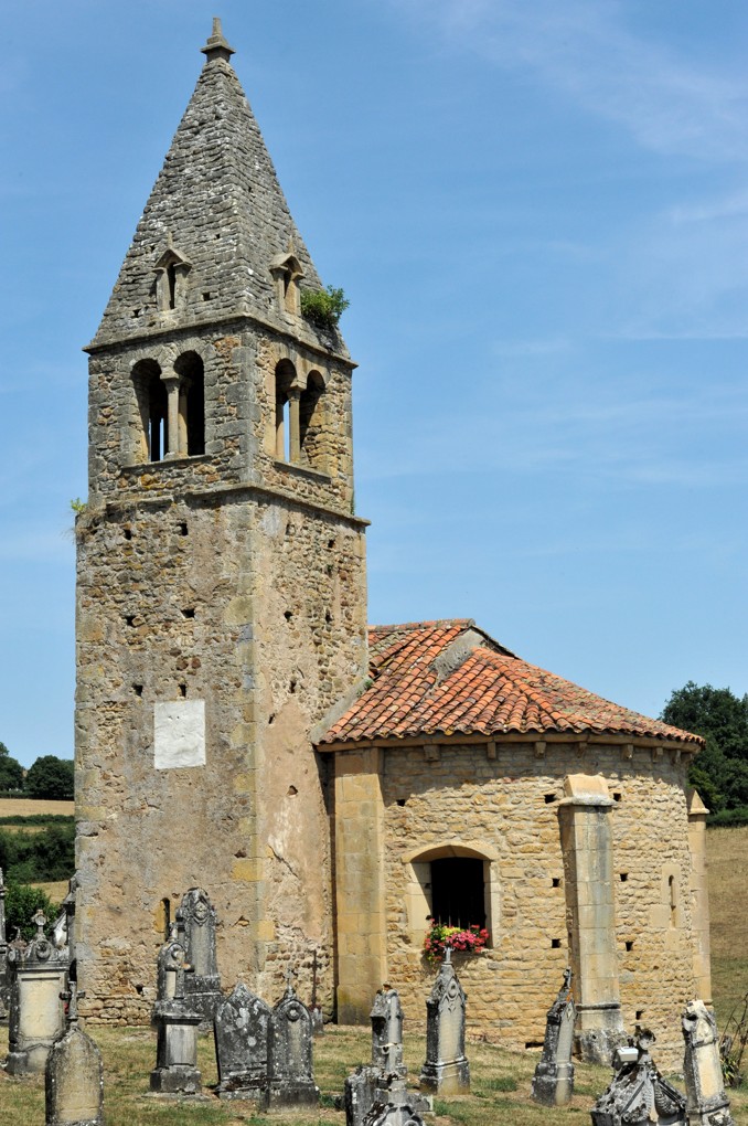 Saint-Maurice-lès-Châteauneuf - Eglise Saint-Benoît, aujourd'hui Saint-Maurice (XIIe siècle)