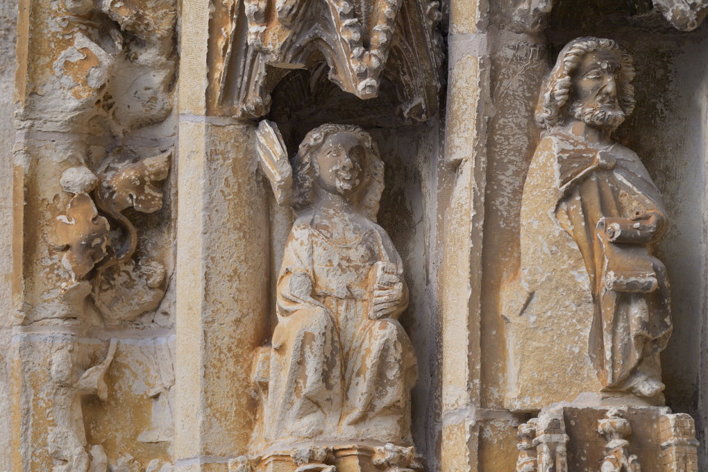Saint-Père-sous-Vézelay - Eglise Notre-Dame - Ebrasement du portail central du narthex (v. 1300)