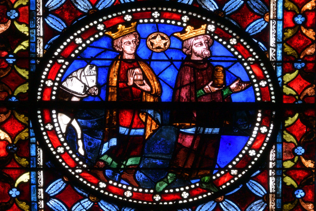 Sens - Cathédrale Saint-Etienne (XIIe-XVIe siècle) : vitrail des Rois mages